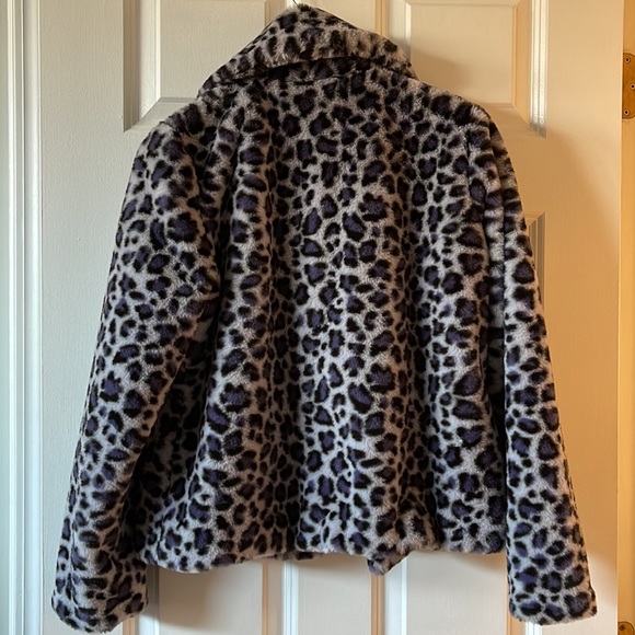 EUC Animal Print Jacket (M) - Picture 4 of 5